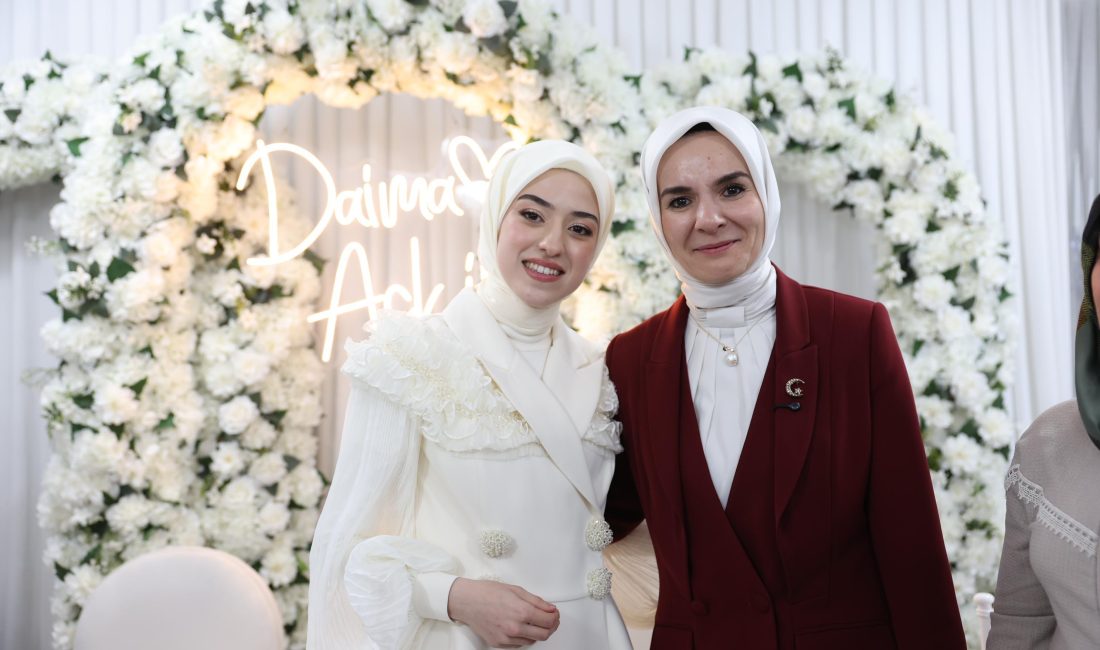 İSTANBUL, – AİLE ve Sosyal Hizmetler Bakanı Mahinur Özdemir Göktaş,