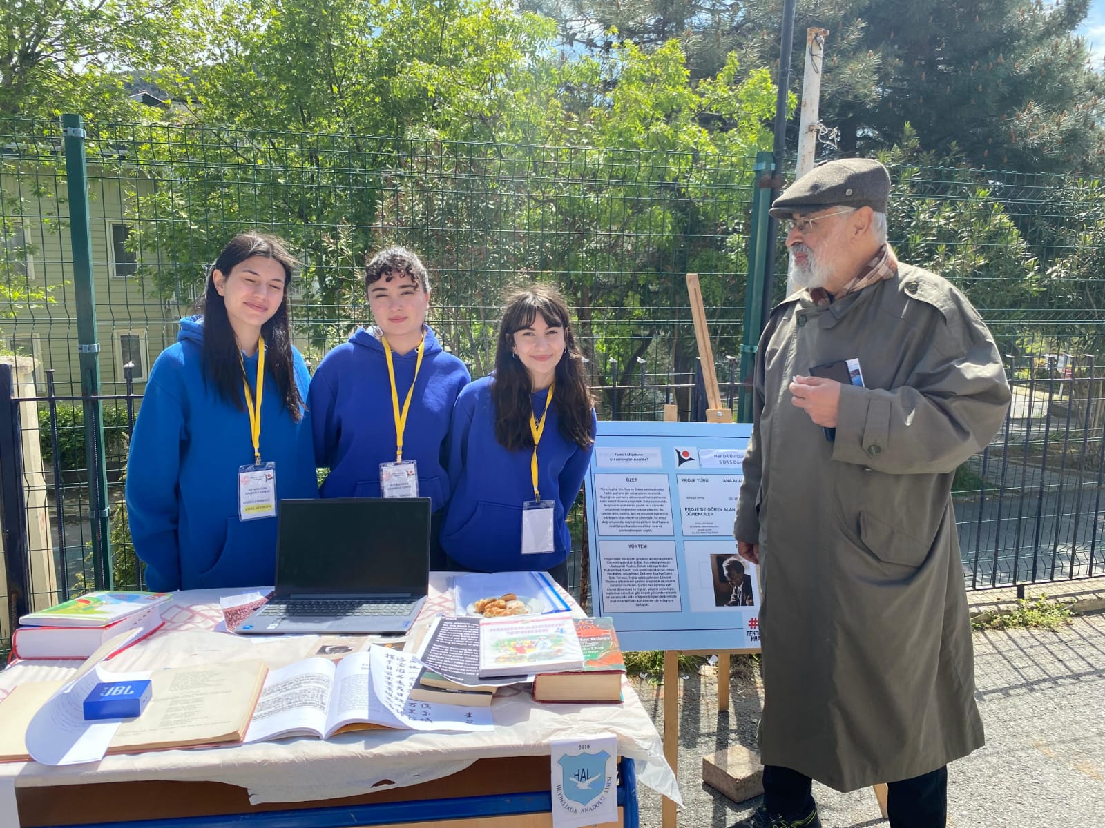 İstanbul Heybeliada Anadolu Lisesi, TÜBİTAK Bilim Fuarı'na ev sahipliği yaptı