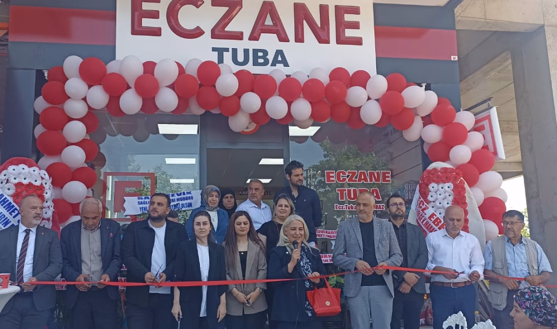 Kahramanmaraş’ın Andırın İlçesinde, ‘TUBA’ Eczanesi isminde yeni bir Eczane açıldı.
