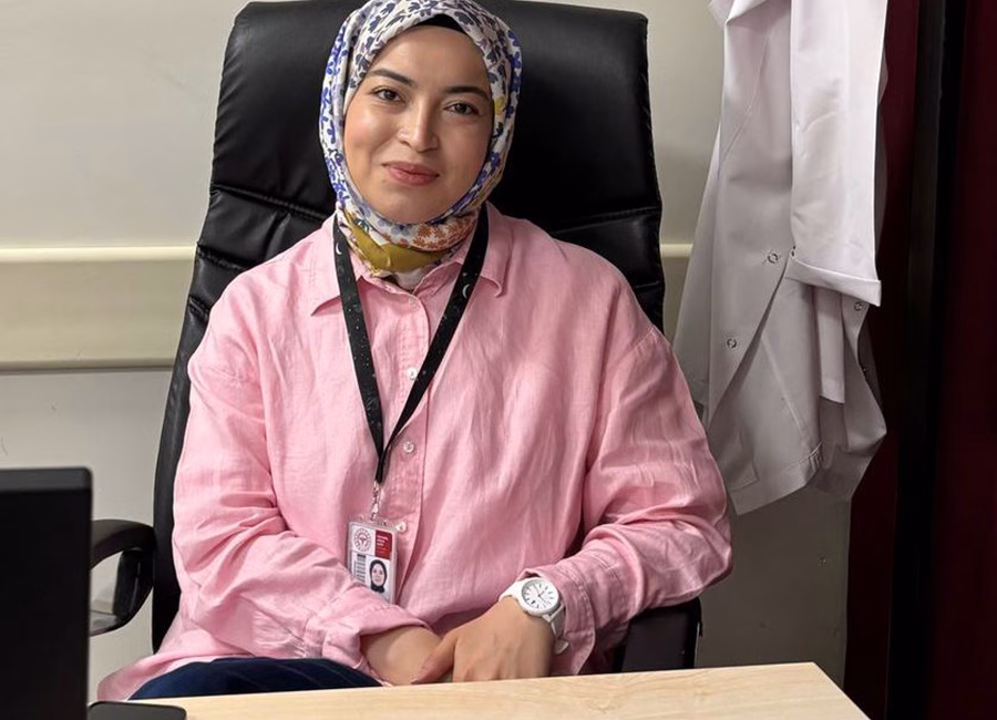 Kadın sağlığı alanında uzmanlığı bulunan ve daha önce farklı sağlık