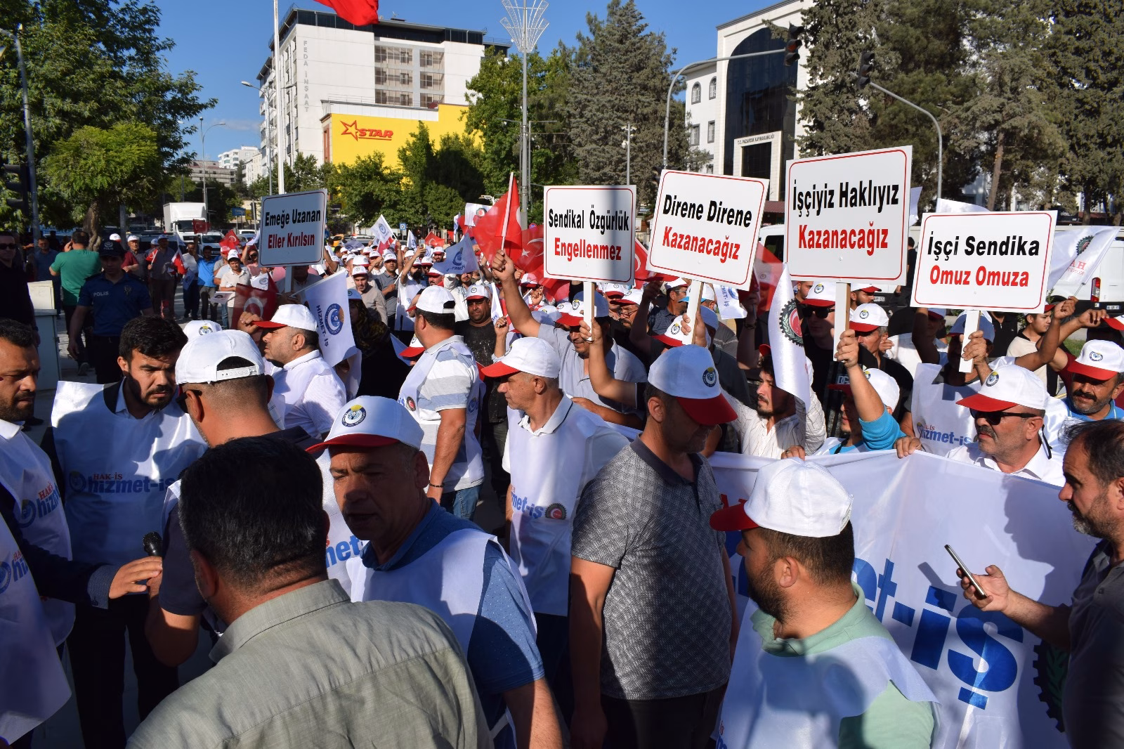 WhatsApp Image at ()