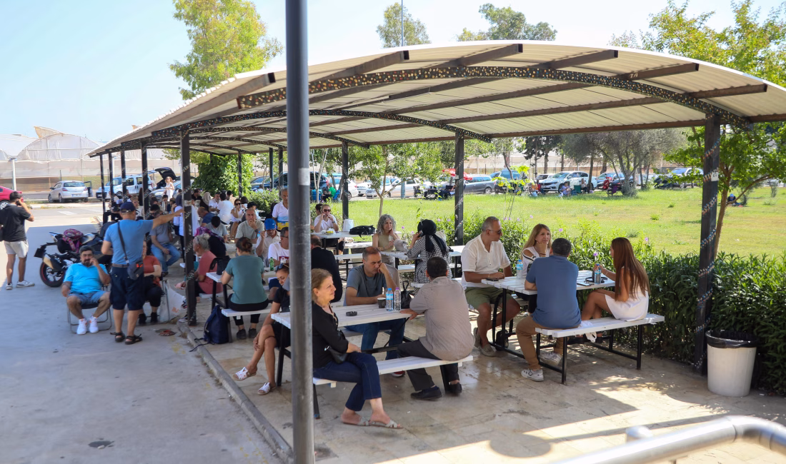 İLGİNİZİ ÇEKEBİLİR: Büyükşehir’in “Hediyen Savaş Mağduru Çocuklara Destek Olsun” Projesi