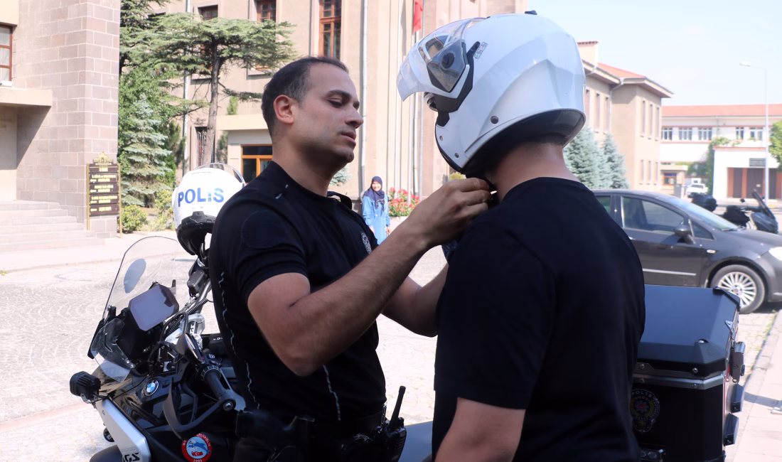 Ali Fuat GÜÇLÜER/AFYONKARAHİSAR, – AFYONKARAHİSAR’da İl Emniyet Müdürlüğü’ne bağlı Motosikletli