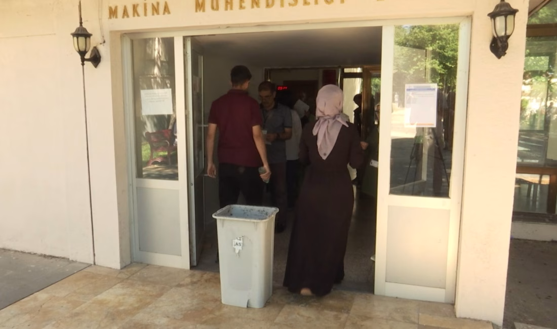 Tekin YALÇINKAYA/ELAZIĞ, – ELAZIĞ’da belediye ekipleri, Yükseköğretim Kurumları Sınavı’nın (YKS)