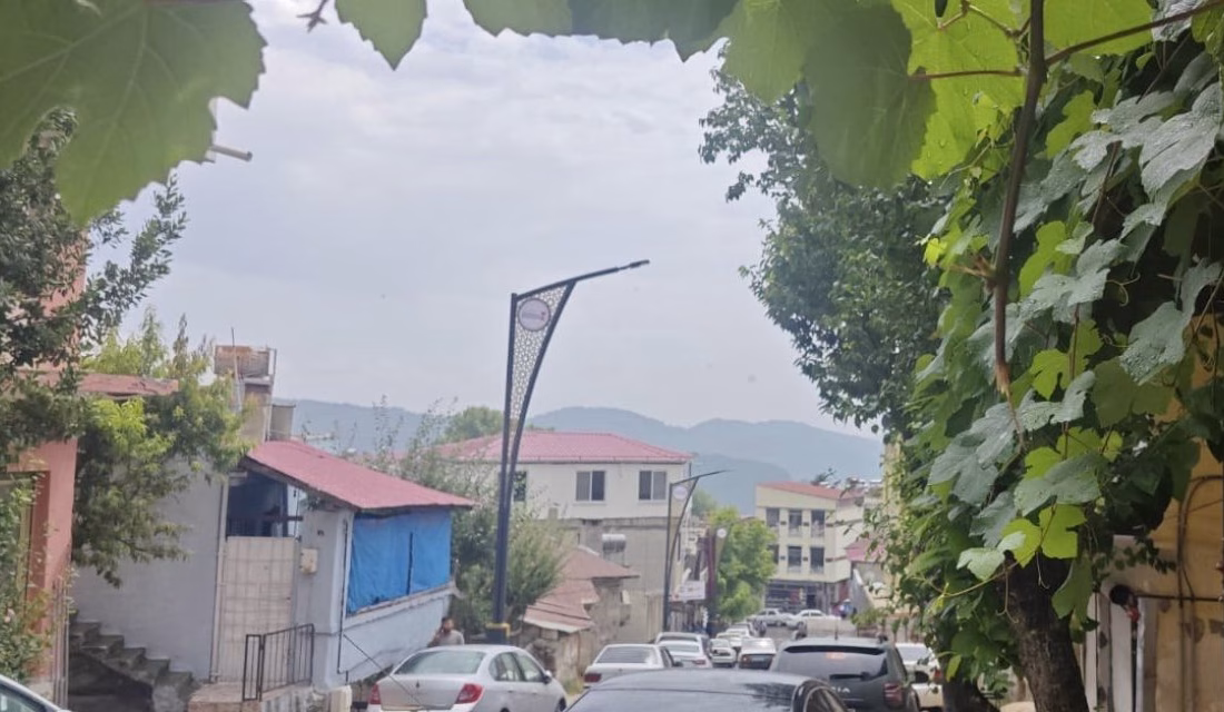 Kahramanmaraş’ın Andırın ilçesinde, mevsim normalleri üzerinde seyreden hava sıcaklıkları yerini