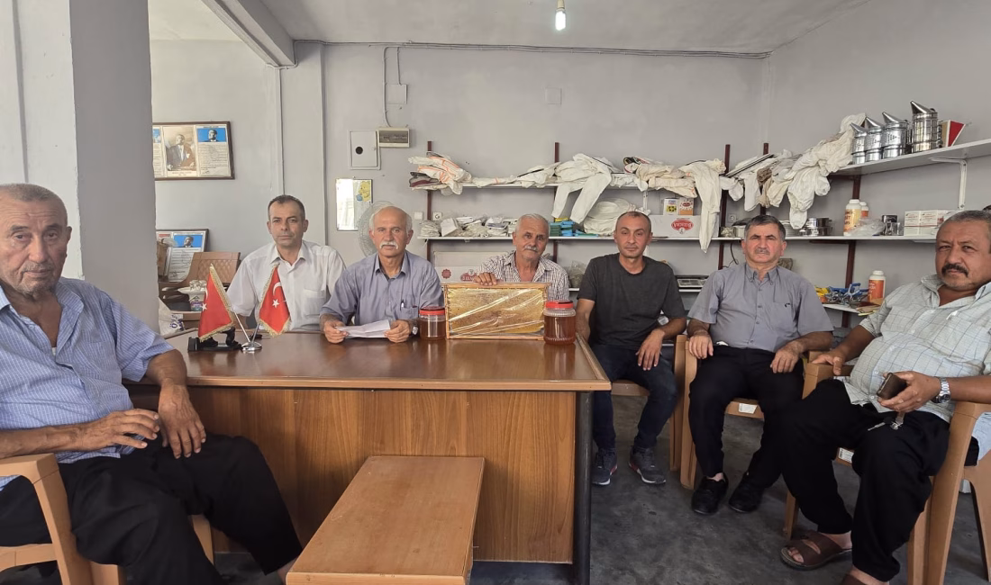 Osmaniye merkez ve ilçeleri Bal Üreticiler Birliği Başkanı İsmet Topal