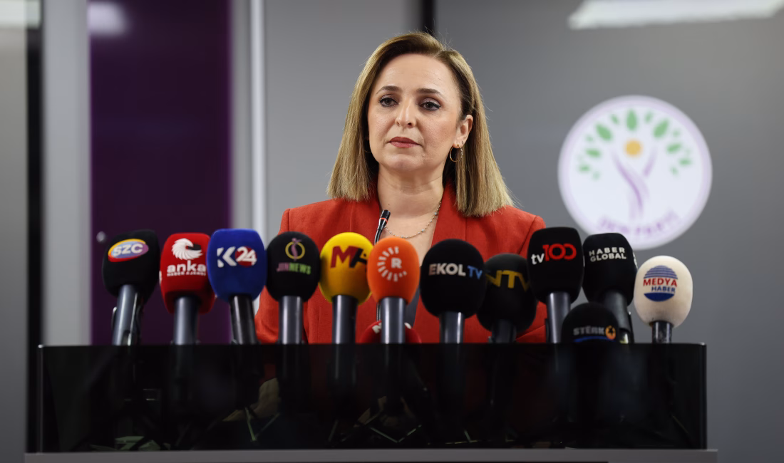 Nisa MİĞAL/ANKARA, – DEM Parti Sözcüsü Ayşegül Doğan, “Masada yer