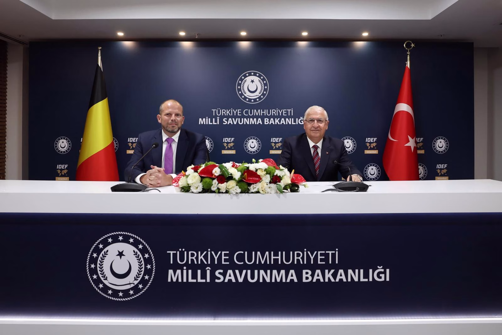 İstanbul – Milli Savunma Bakanı Güler, Belçika ve Slovenya Savunma Bakanlarıyla görüştü