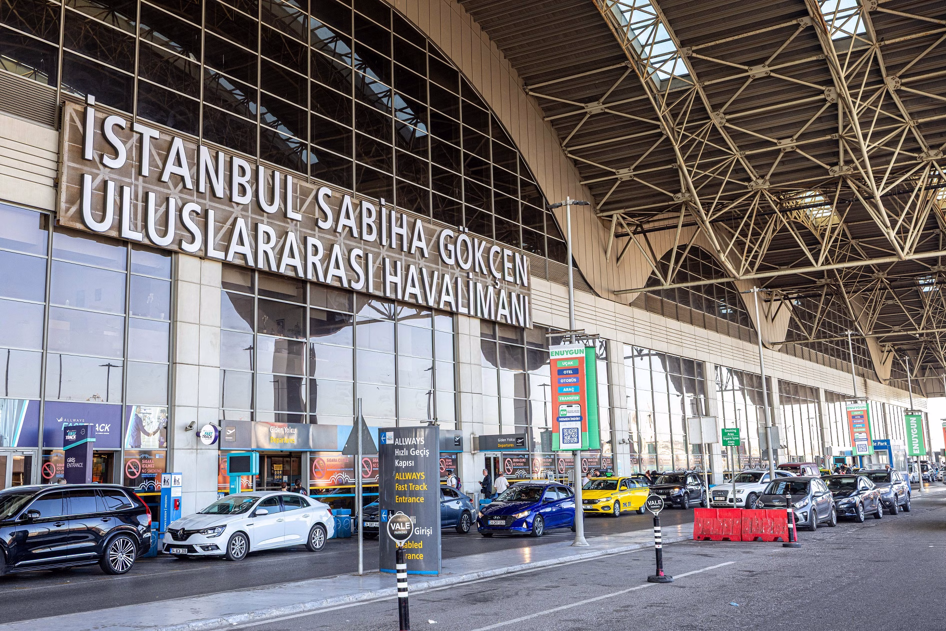 İstanbul Sabiha Gökçen’de rekor birden kırıldı