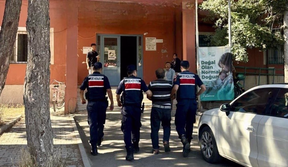 Kahramanmaraş’ta orman yangınına neden olduğu iddia edilen 1 kişi tutuklandı.
