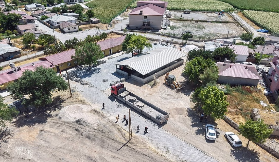 Kahramanmaraş Büyükşehir Belediyesi, Elbistan’ın Alembey Mahallesi’nde hizmet veren Merhum Hanifi