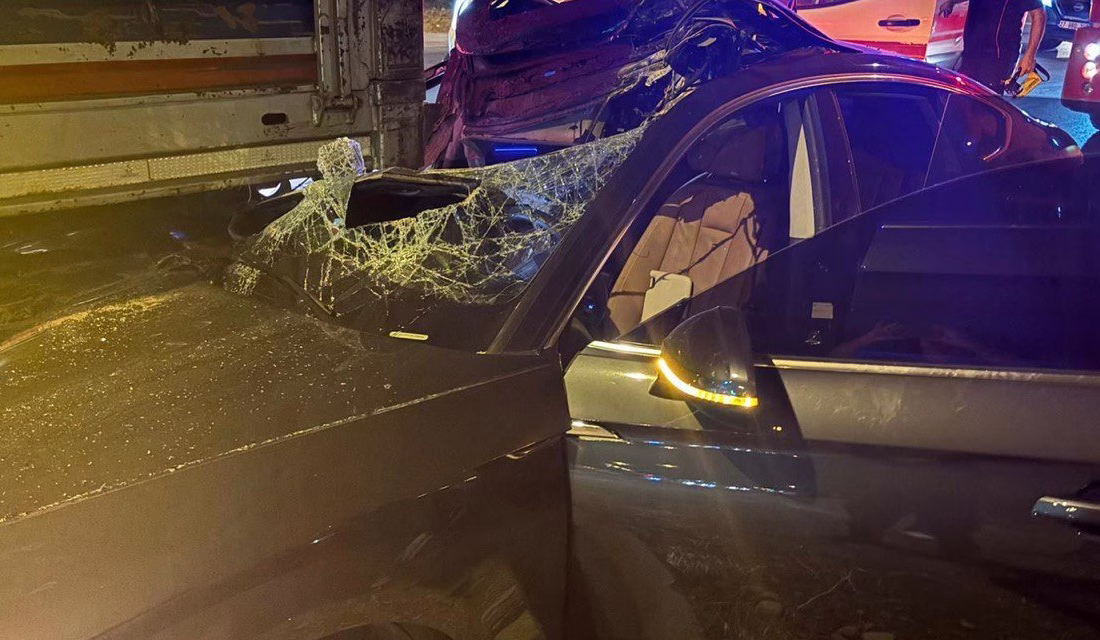Kahramanmaraş’ta otomobilin tıra arkadan çarpması sonucu yaşanan trafik kazasında 1’i