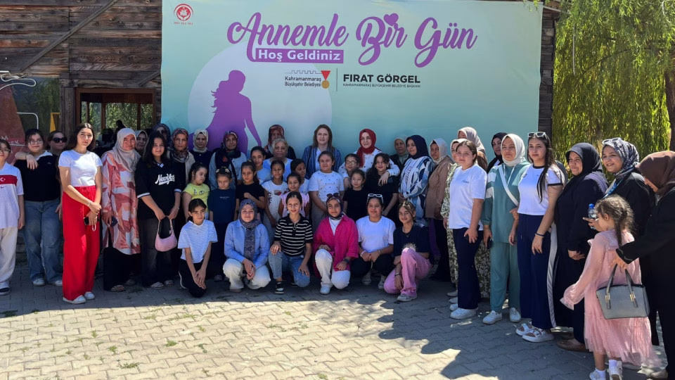 Büyükşehir Belediyesi, “2025 Aile Yılı” kapsamında anne ve kız çocuklarına