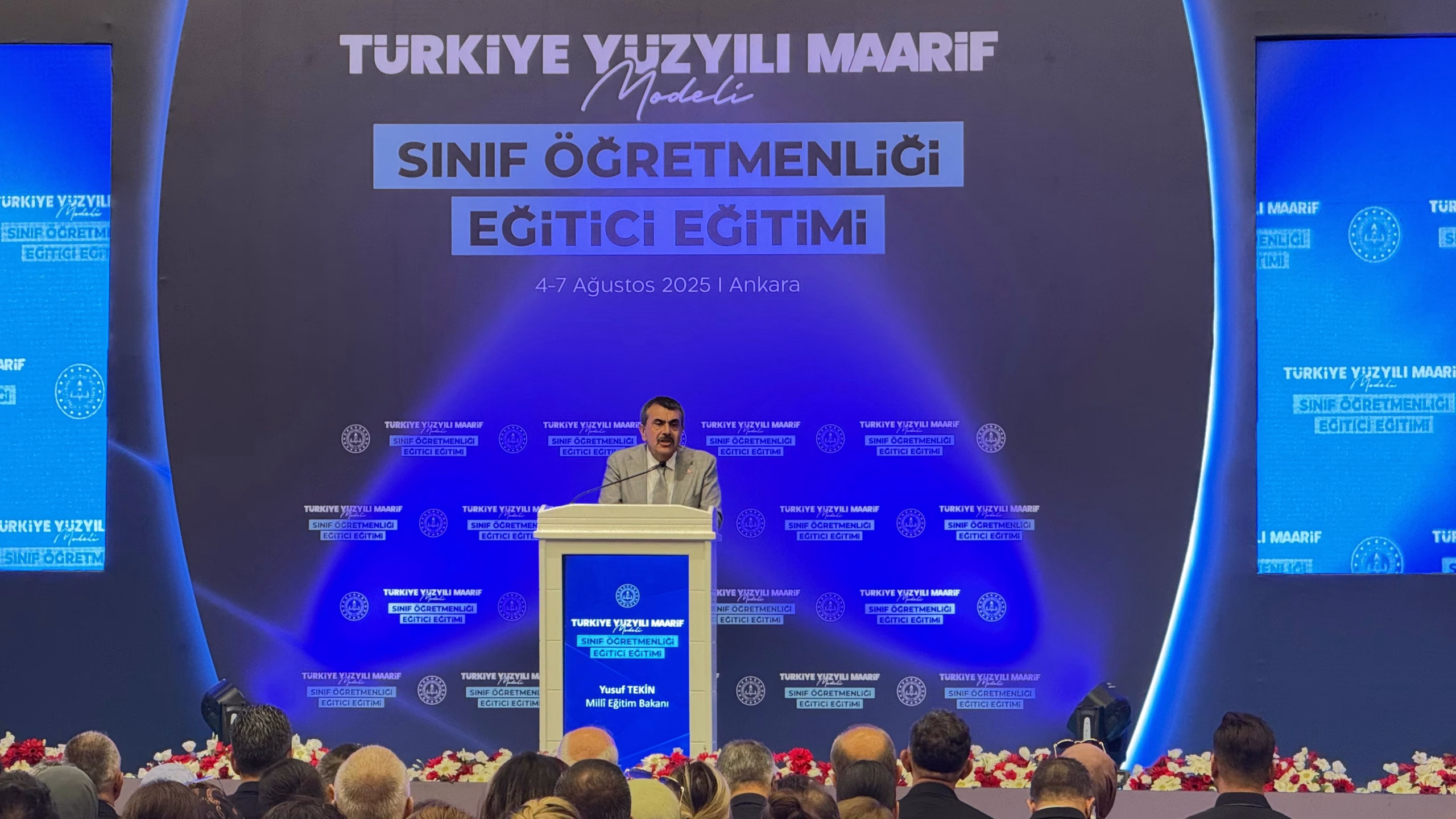 Bakan Tekin: Velilerimizin üzerine ekstra külfet getirilmesine karşıyız