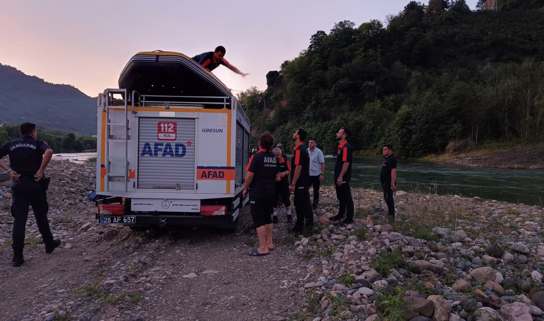 Hakan KABAHASANOĞLU/ TİREBOLU (Giresun), – GİRESUN’un Tirebolu ilçesinde, Harşit Çayı’nda