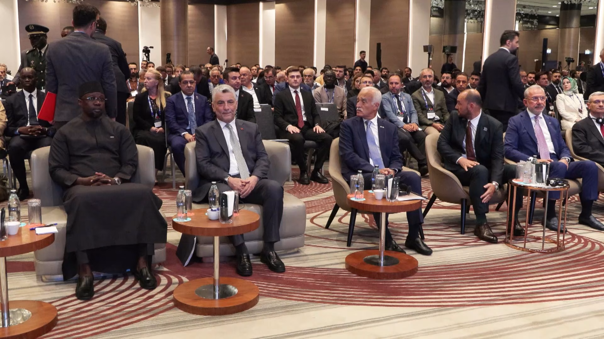 İstanbul Bakan Bolat Türkiye Senegal İş Forumu’nda konuştu