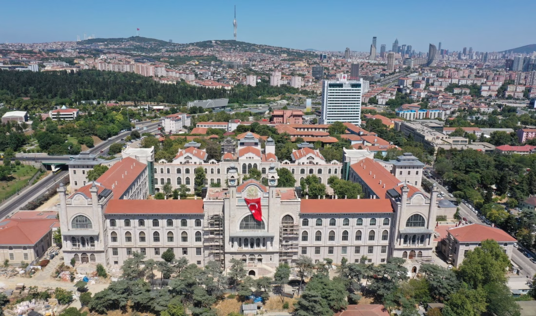 İSTANBUL, – DÜNYANIN en saygın yükseköğretim derecelendirme kuruluşlarından biri olan
