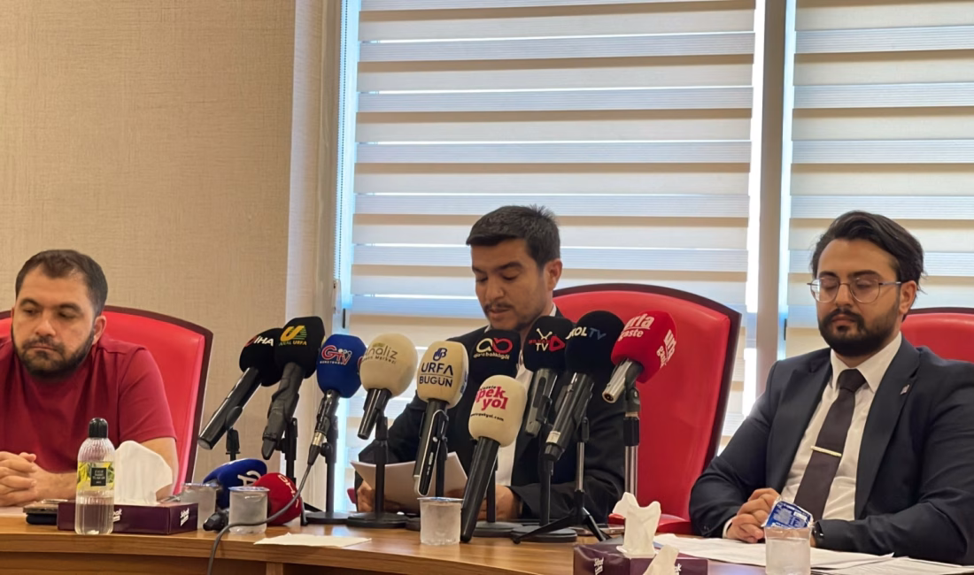 Ali LEYLAK/ ŞANLIURFA, – ŞANLIURFA’da yapımı süren binadan alınan karot