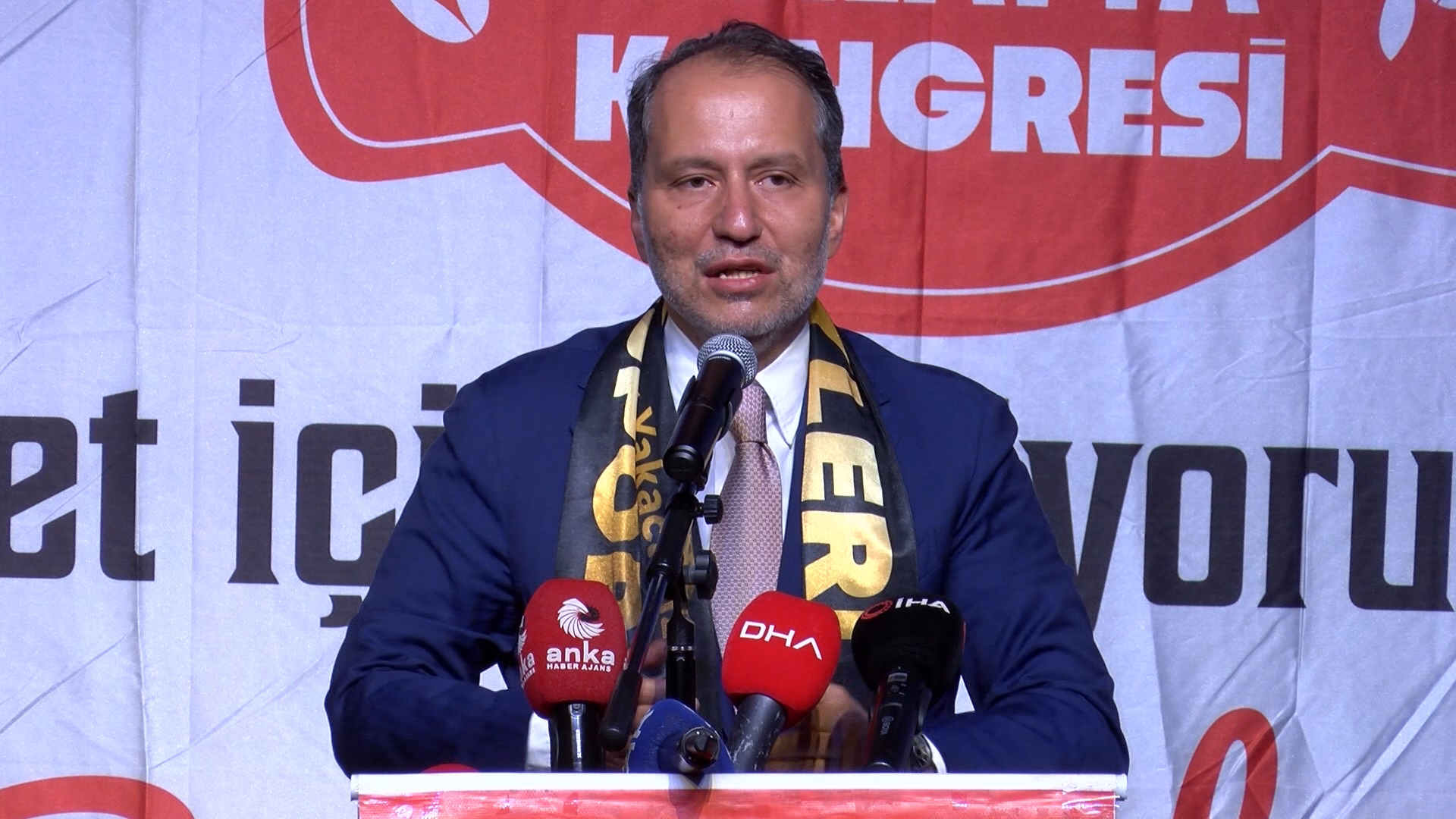 YRP Genel Başkanı Erbakan: Türkiye'de işler yerinde gitmiyor