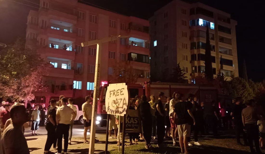 Kahramanmaraş’ta gece lambasını yangın zanneden vatandaş ihbarı itfaiye ekiplerini alarma