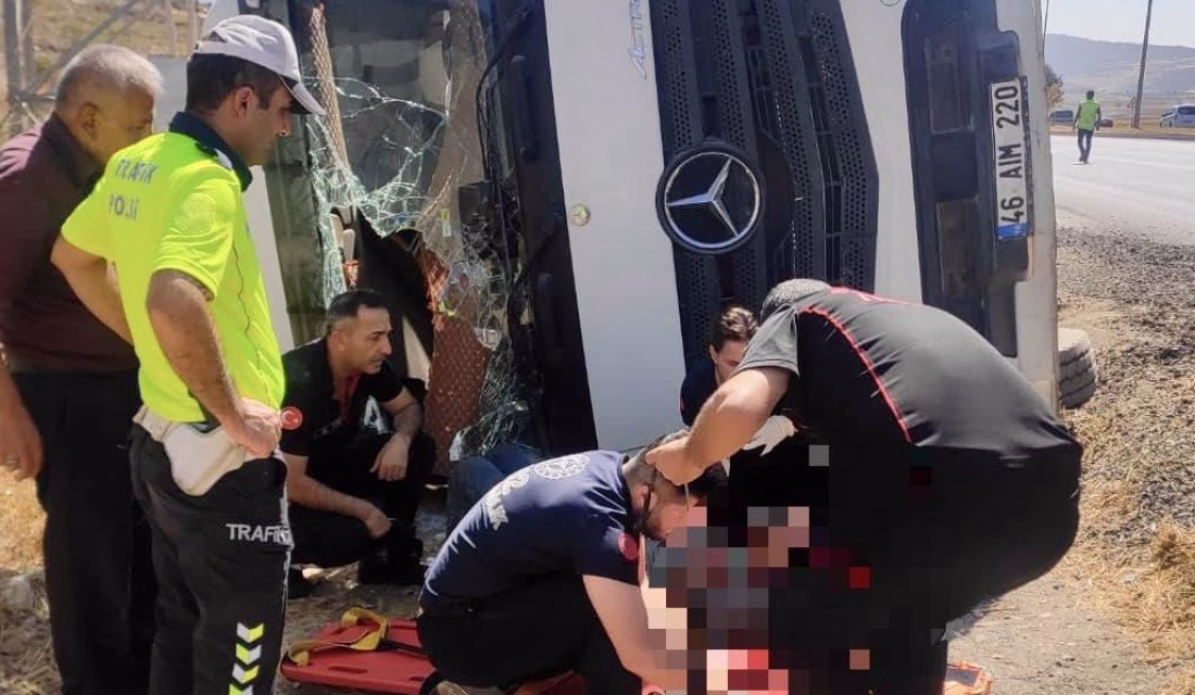 Kahramanmaraş’ta yaşanan tır kazasında sürücü ağır yaralandı.
