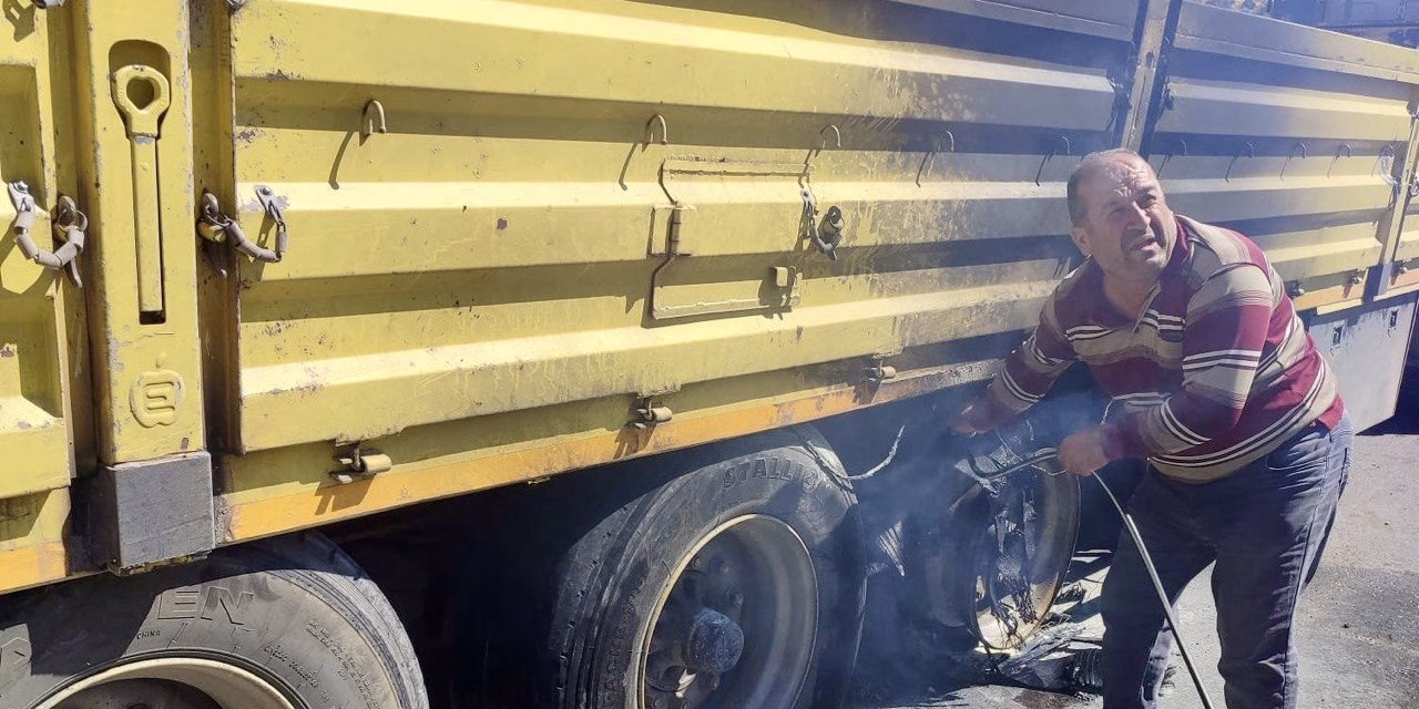 Kahramanmaraş’ta seyir halinde alev alan tır korkuttu