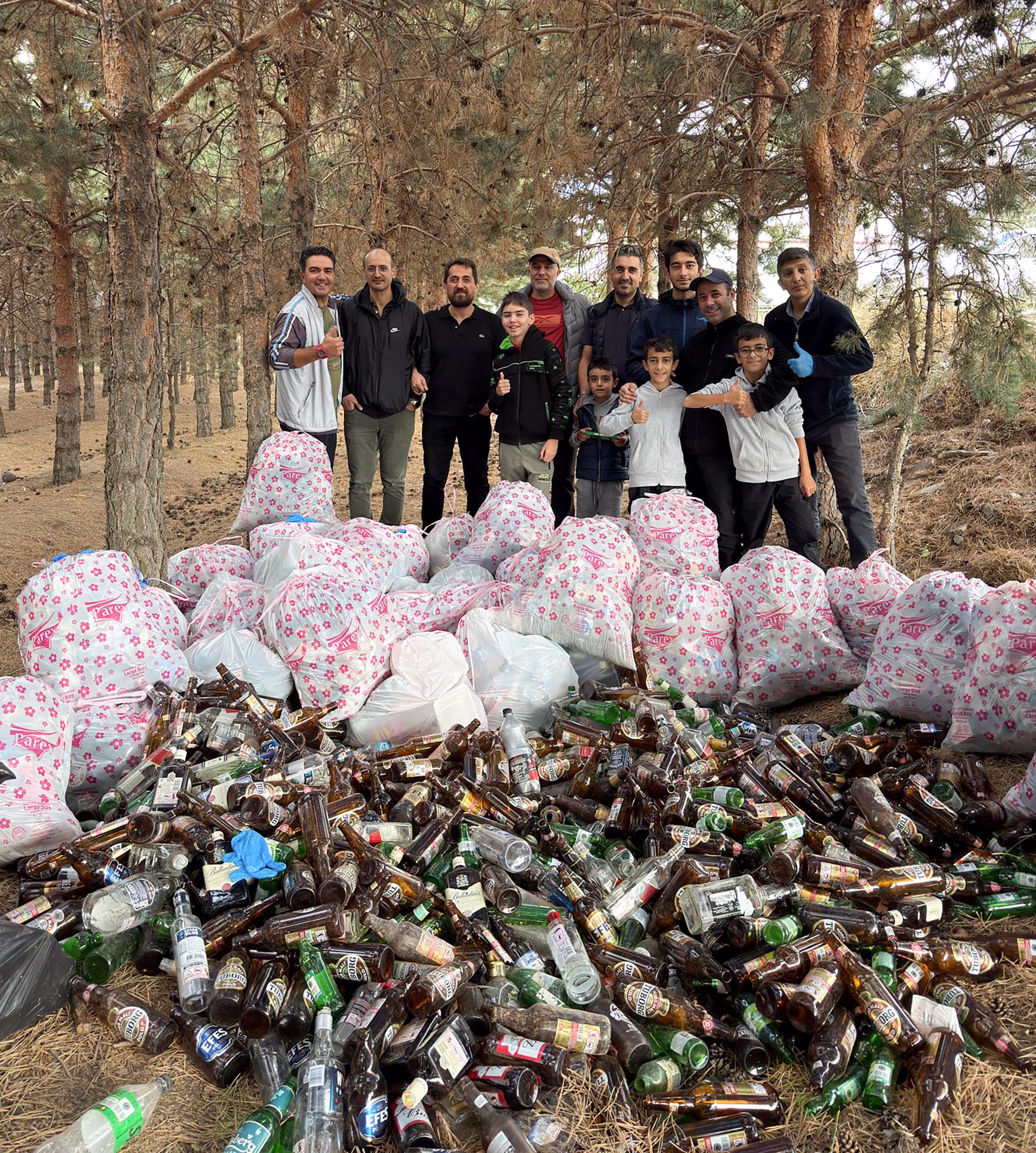 yıldır doğadaki çöpleri topluyorlar