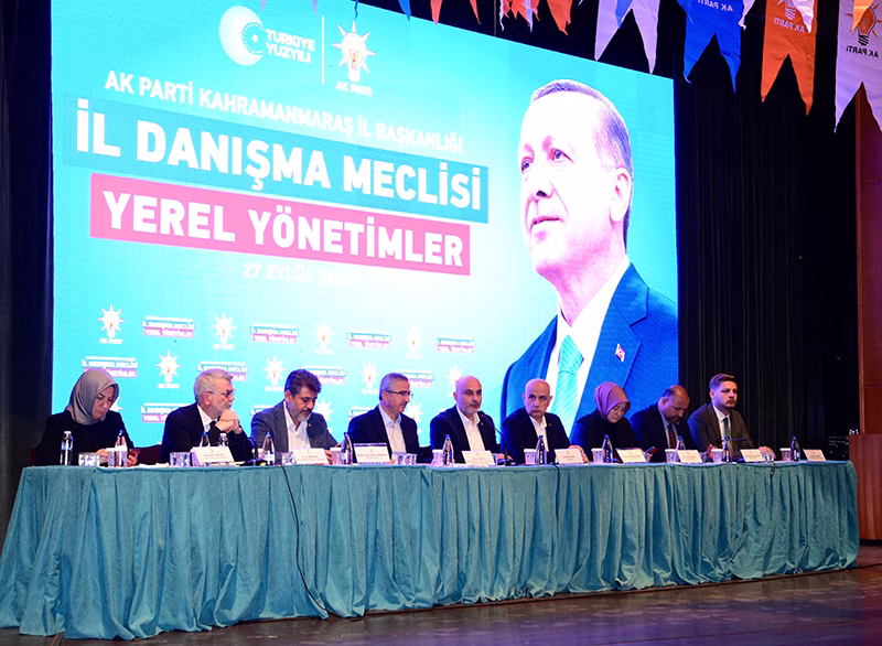Kahramanmaraş Büyükşehir Belediye Başkanı Fırat Görgel, AK Parti İl Başkanlığı