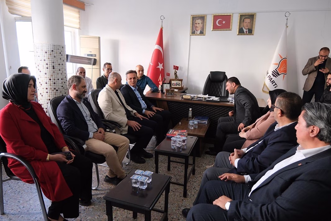 WhatsApp Gorsel saat .. ca