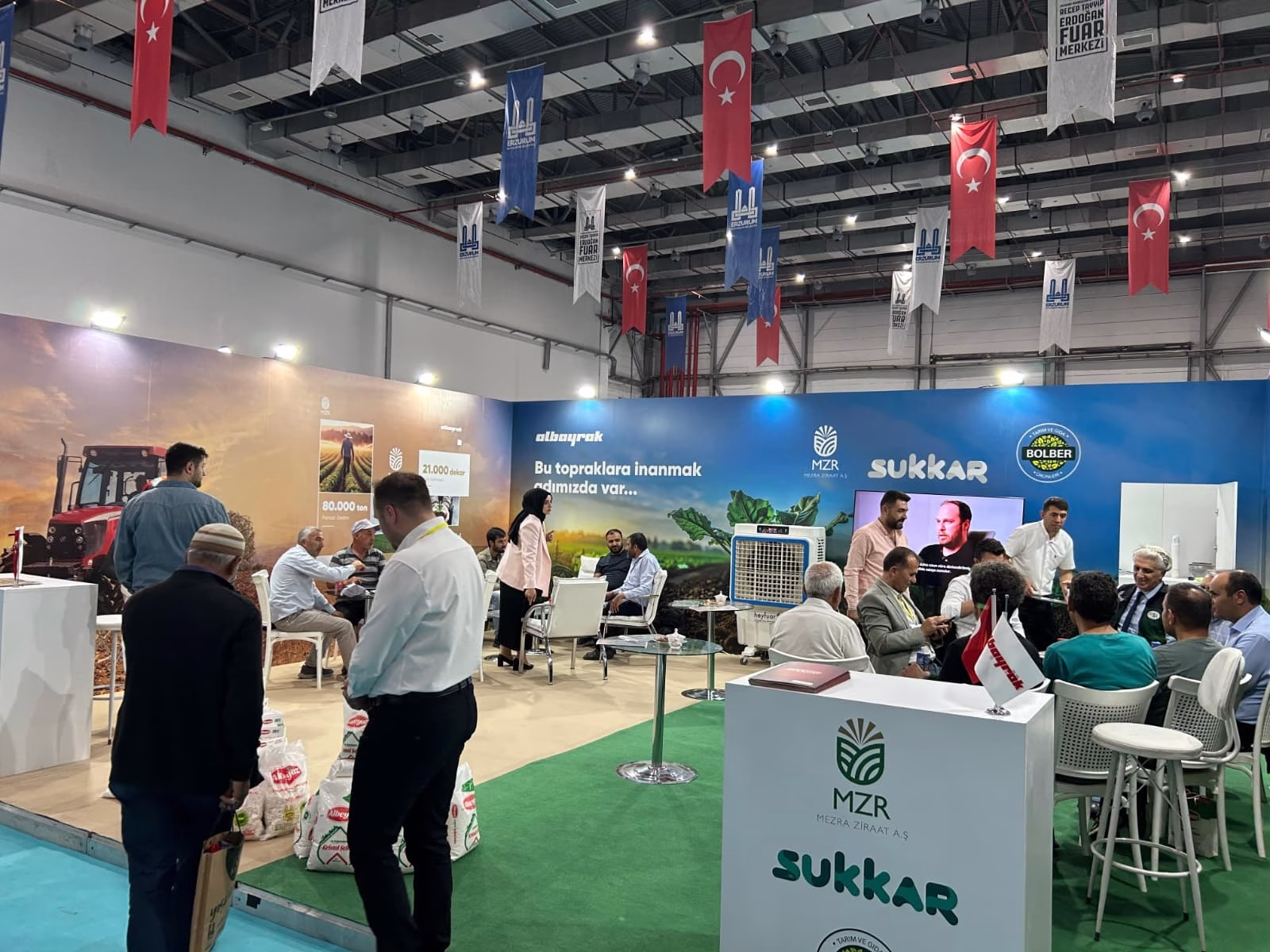 Albayrak Grubu markalarıyla Erzurum Tarım Fuar’ındaki yerini aldı