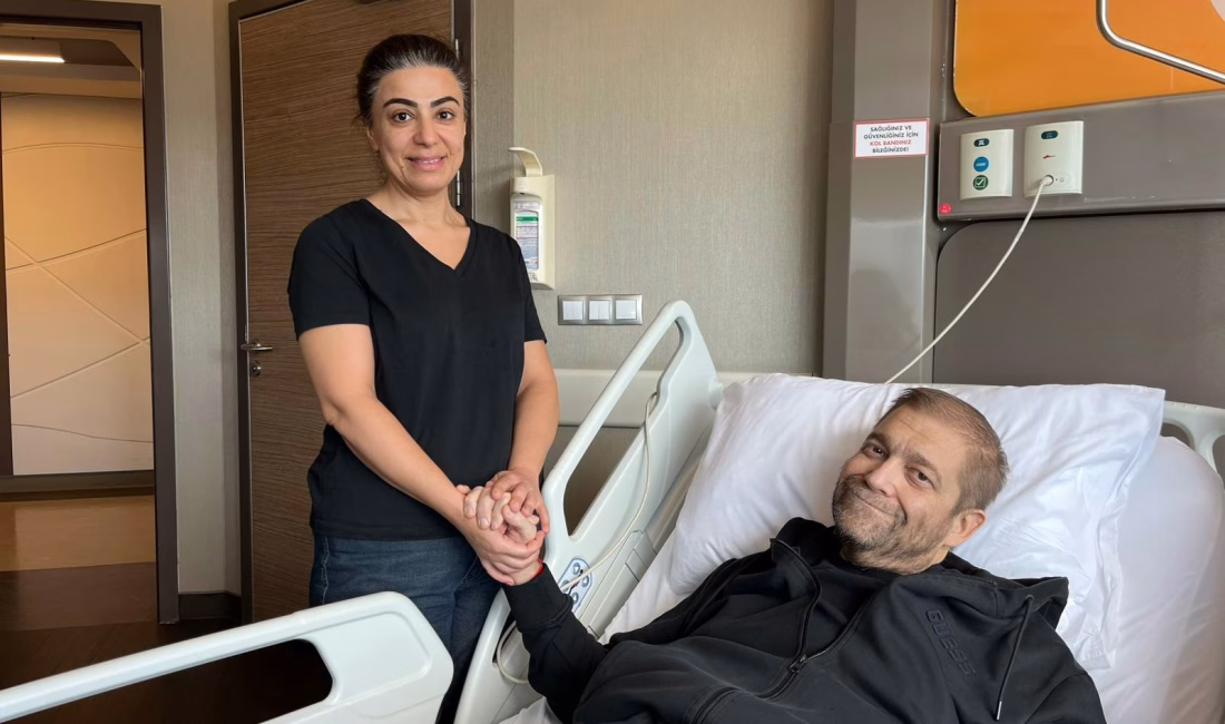Azerbaycanlı Zahid, eşinin böbreği ile Türkiye’de sağlığına kavuştu Gizem CENGİL-Canberk ÖZTÜRK/ANKARA, – AZERBAYCAN’da uzun süre böbrek yetmezliği tedavisi
