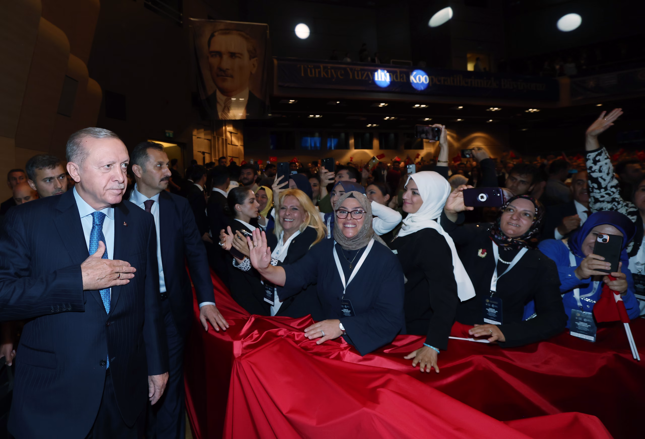 İstanbul Cumhurbaşkanı Erdoğan Türkiye Kooperatifçilik Stratejisi ve Eylem Planı Tanıtım Töreni'nde konuştu