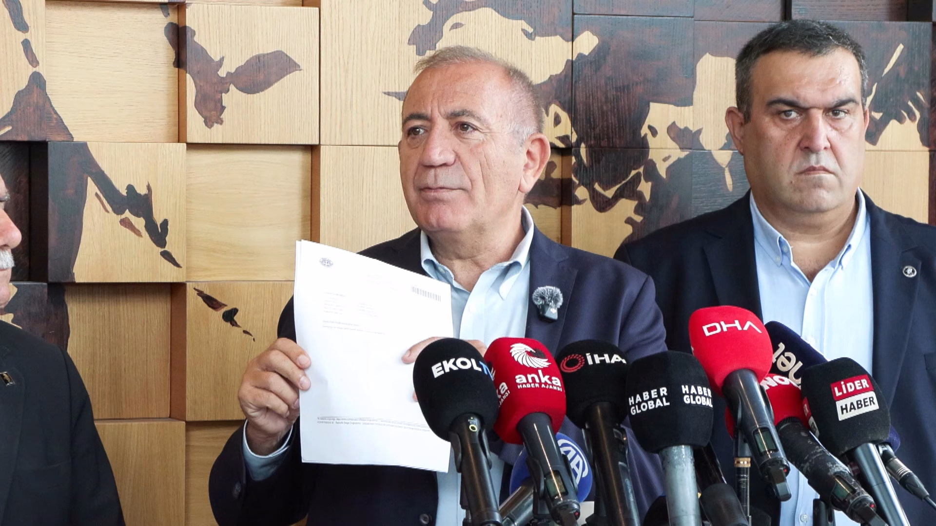 İstanbul Gürsel Tekin: Sabırla bekliyoruz