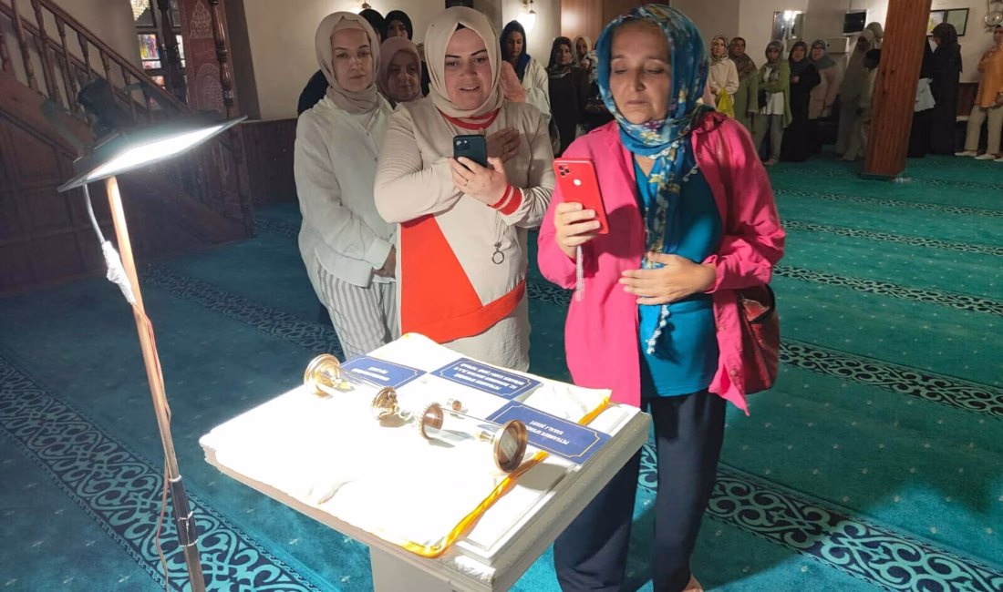 Oğuzhan BOYSAN/KUŞADASI (Aydın), – AYDIN’ın Kuşadası ilçesinde, Mevlid-i Nebi haftası