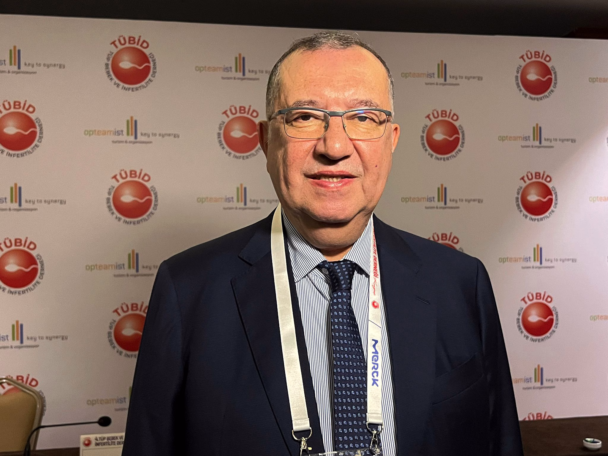 Prof. Dr. Tıraş: 'Tüp bebek tedavisinde Avrupa lideriyiz ama tazminat davaları nedeniyle hekimler kadın doğum branşından kaçıyor'