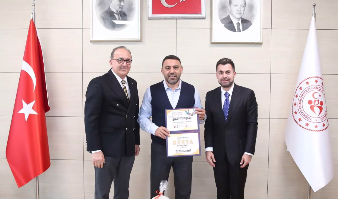 Şahin Hopur ve Şems Sezal’dan Hamza Yerlikaya’ya Ziyaret Türkiye Geleneksel