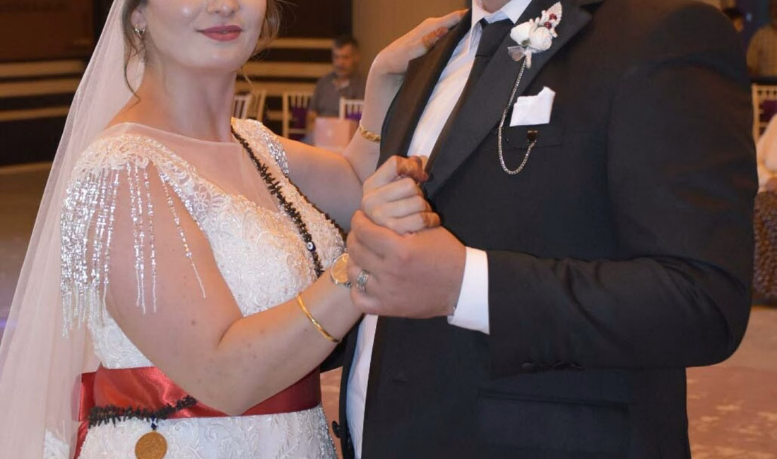 Melek FIRAT/AYDIN, (DHA)-AYDIN’ın Koçarlı ilçesinde 2 ay önce evlendiği Necla