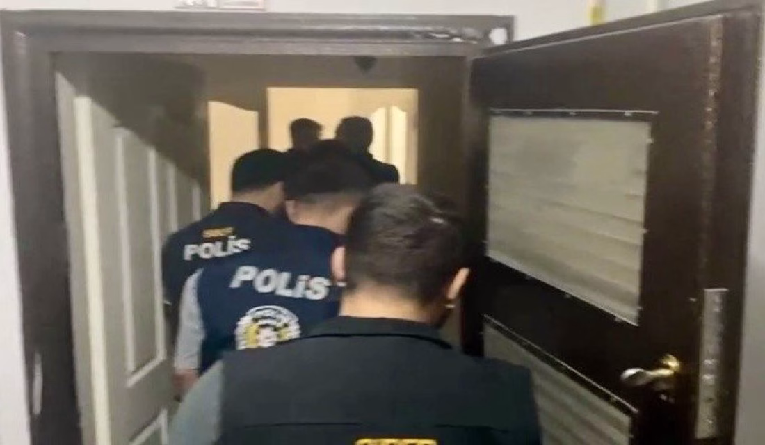 Kahramanmaraş İl Emniyet Müdürlüğü Siber Suçlarla Mücadele Şube Müdürlüğü ekipleri,