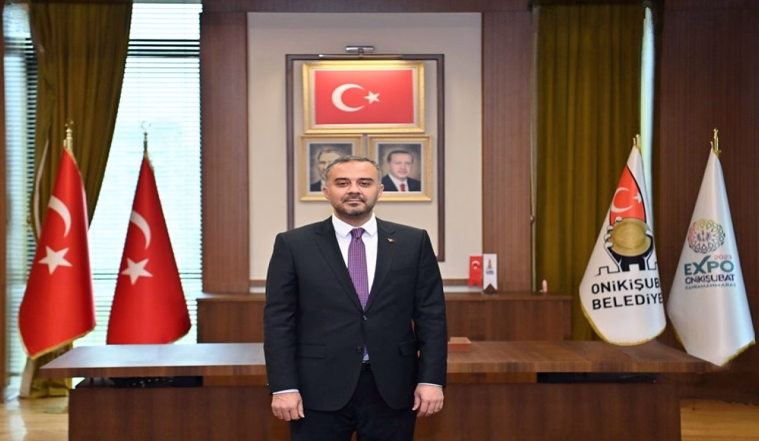 Onikişubat Belediye Başkanı Hanifi Toptaş, 29 Ekim Cumhuriyet Bayramı dolayısıyla