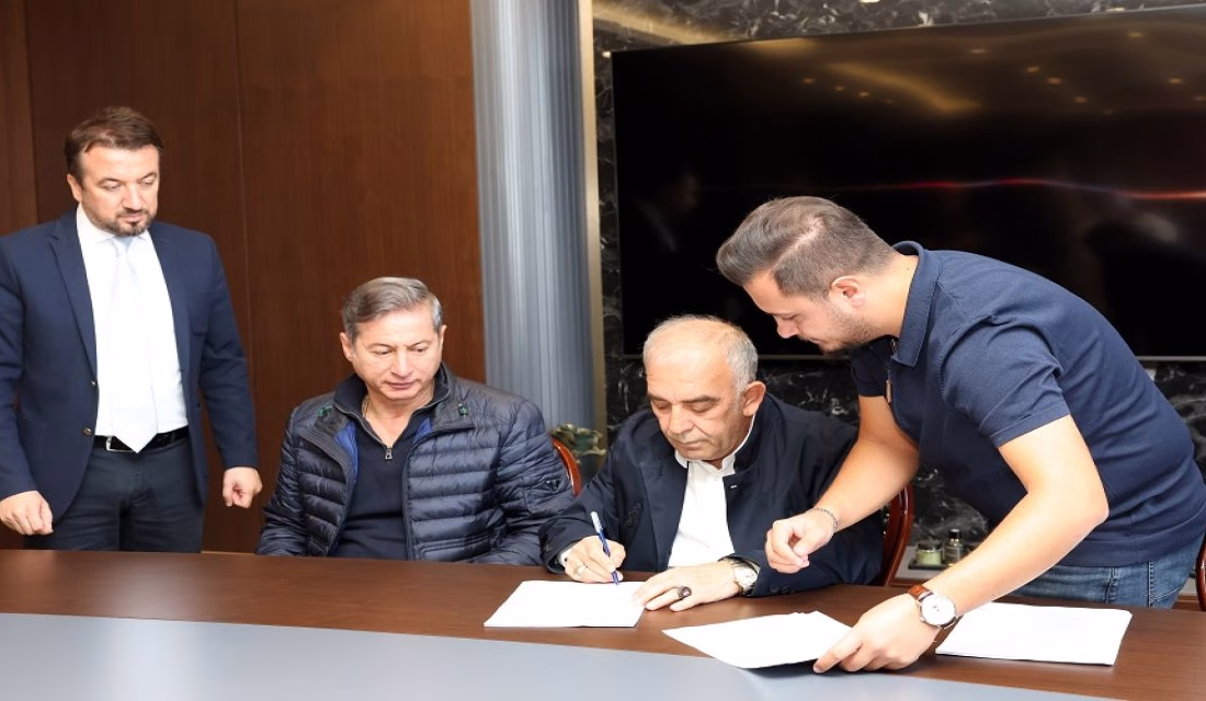 100 Yıllık Dönüşümün İmzaları KMTSO’DA Atıldı Kahramanmaraş Ticaret ve Sanayi Odası (KMTSO) ile Türk Havacılık ve