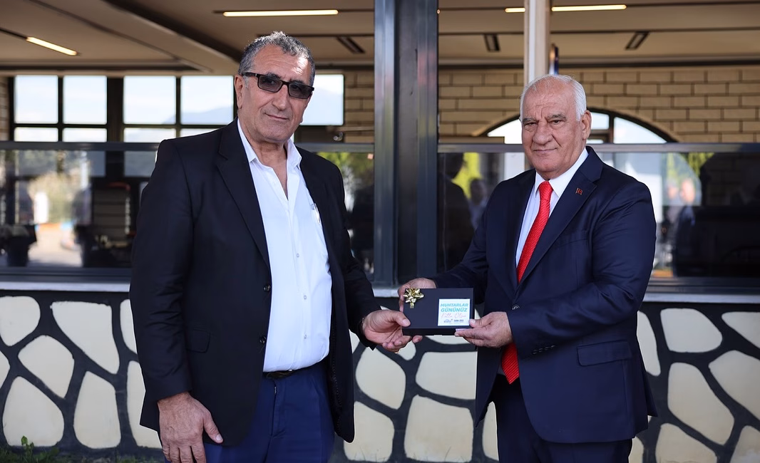 Göksun Belediye Başkanı Selim Cüce, 19 Ekim Muhtarlar Günü dolayısıyla
