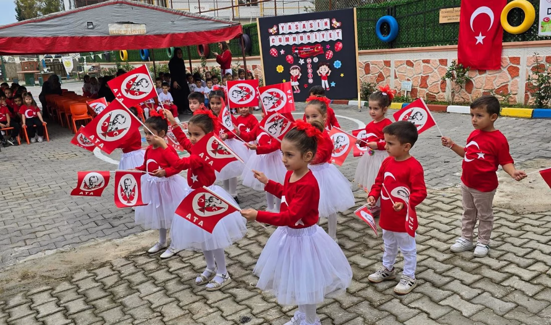 Ellek peçenek anaokulu’nda cumhuriyet coşkusu Bağımsızlığın, özgürlüğün ve millet iradesinin sembolü olan cumhuriyetimizin 102. Yılı,