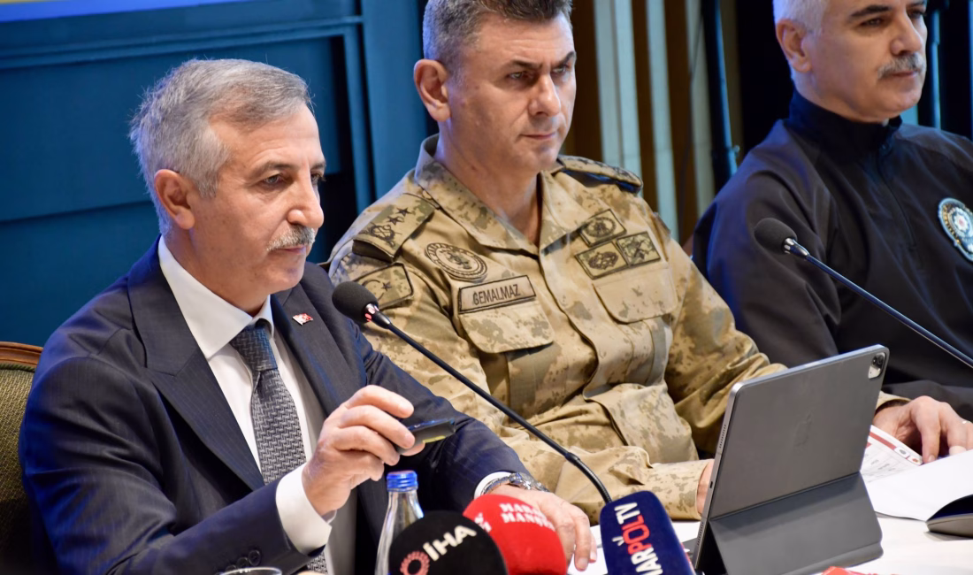 Kahramanmaraş Valisi Mükerrem Ünlüer, düzenlediği bilgilendirme toplantısında hem il genelinde