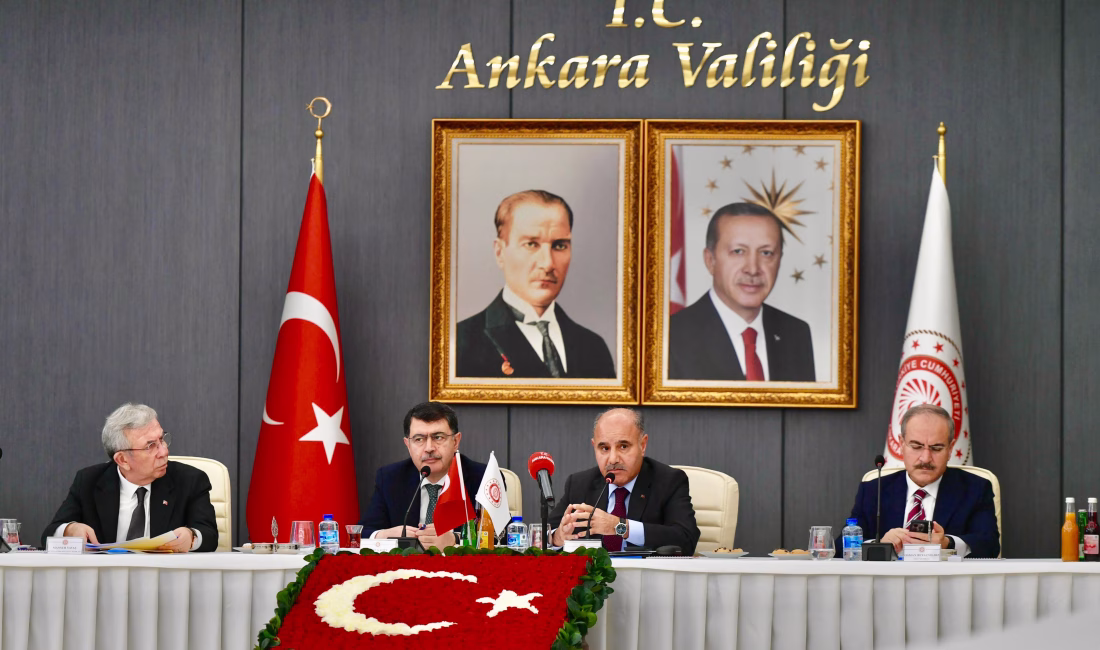 Ankara’da sokak hayvanları konulu değerlendirme toplantısı Nisa MİĞAL-Emirhan YÜZÜGÜLDÜ/ANKARA, – ANKARA’da, 5199 Sayılı Hayvanları Koruma Kanunu