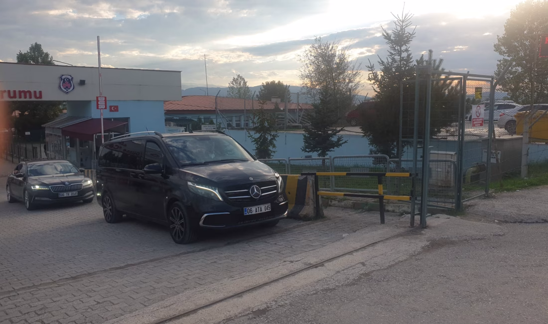 CHP lideri Özel, İBB Medya A.Ş. Başkanı Türker’i cezaevinde ziyaret etti Musa KESKİN/DÜZCE, – CUMHURİYET Halk Partisi (CHP) Genel Başkanı Özgür