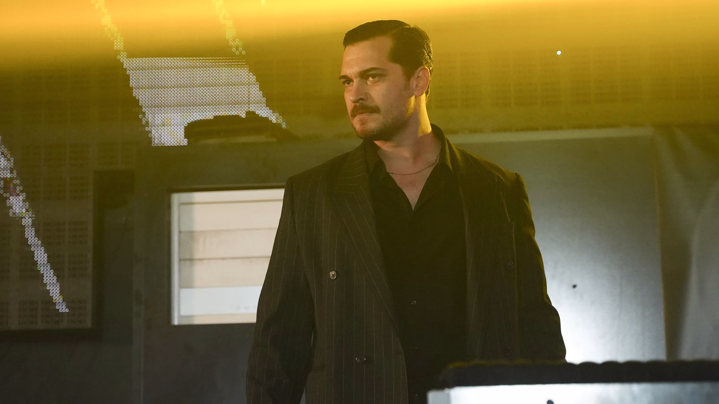 Eşref’in kara geceleri başlıyor