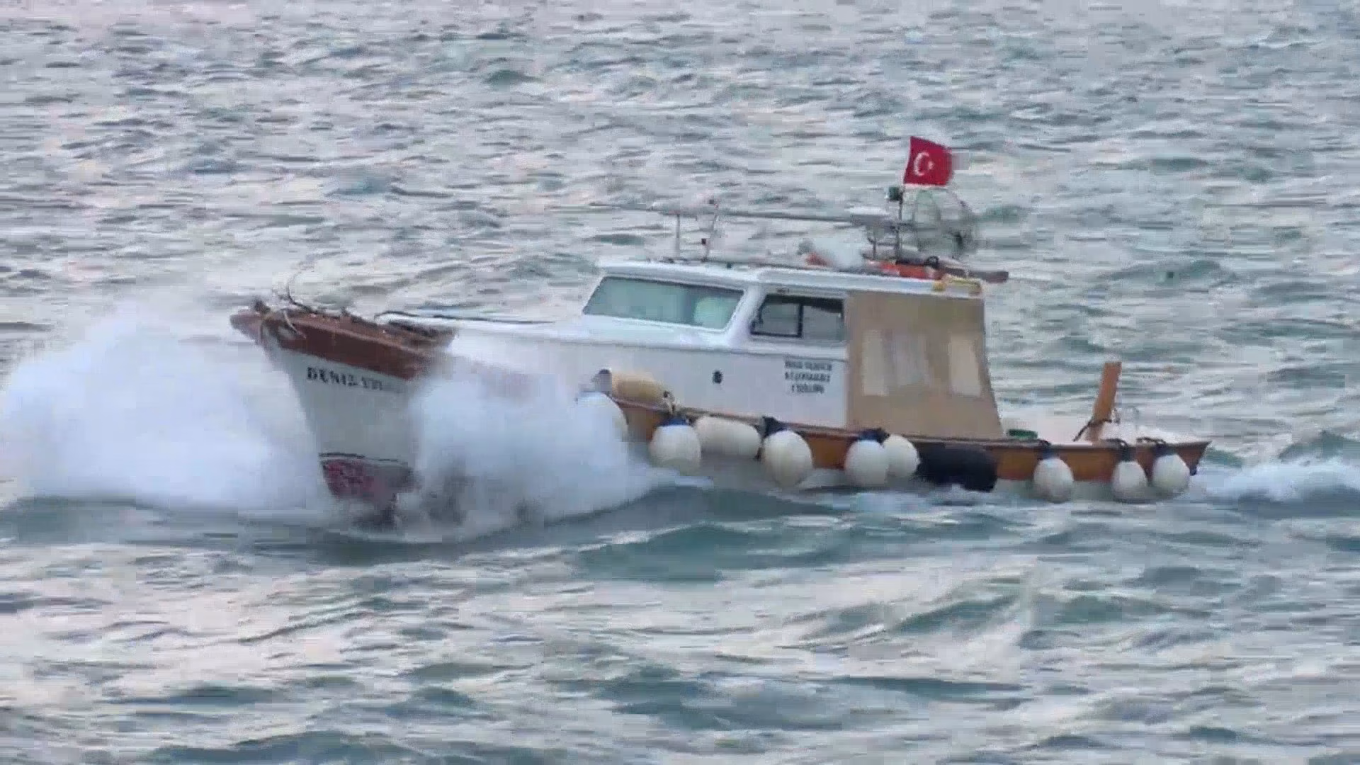 İstanbul- İstanbul’da sağanak yağış etkili oldu, trafikte yoğunluk oluştu / Ek bilgi ve görüntüyle 1 İstanbul İstanbul’da sağanak yağış etkili oldu, trafikte yoğunluk oluştu / Ek bilgi ve görüntüyle