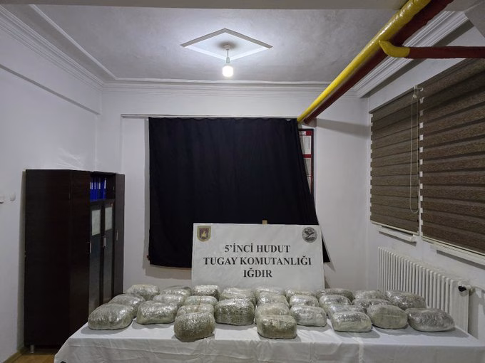 ANKARA, (DHA)- MİLLİ Savunma Bakanlığı (MSB), Iğdır-Ağrı hudut hattında yapılan