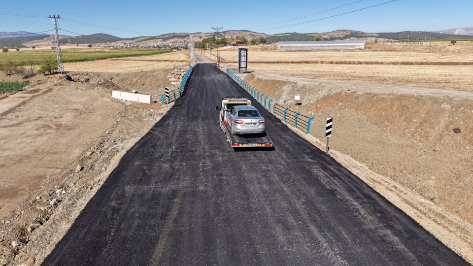 Büyükşehir Belediyesi, Dulkadiroğlu’nun kırsal mahallelerinden Yeniyurt’a 15 Milyon TL’lik yatırımla