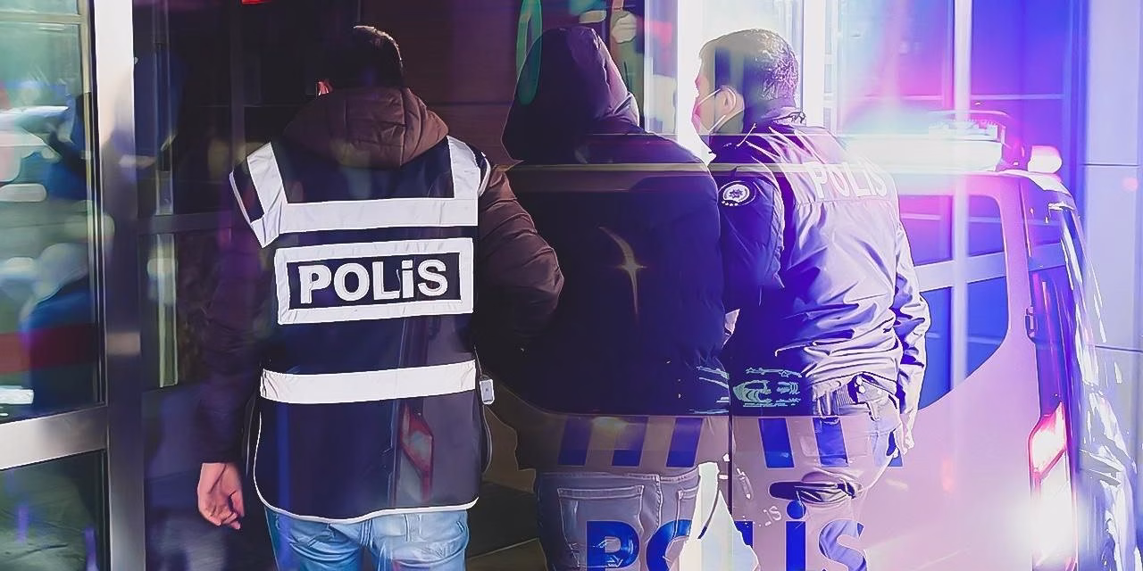 Kahramanmaraş’ta Hakkında Kesinleşmiş Hapis Cezası Bulunan 2 Kişi Yakalandı